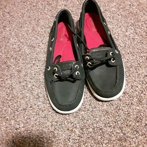 Sperry boat shoes